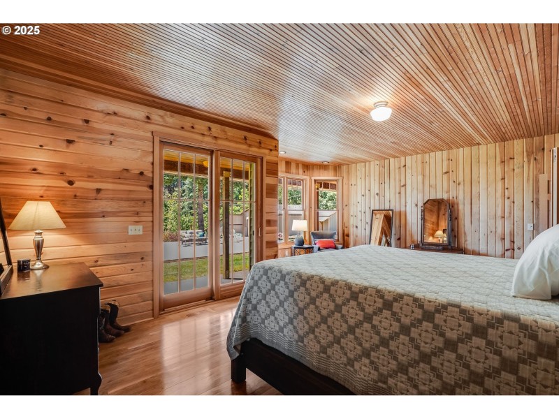 Owner's Suite Bedroom