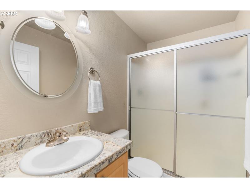 Owner's Suite Bathroom