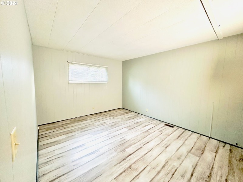 Bedroom, Owner's Suite