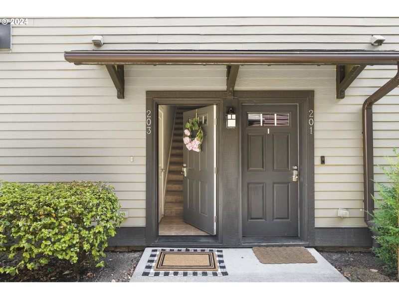 Entrance/Foyer