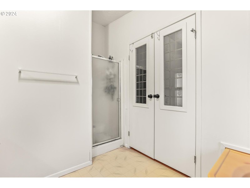 Owner's Suite Bathroom