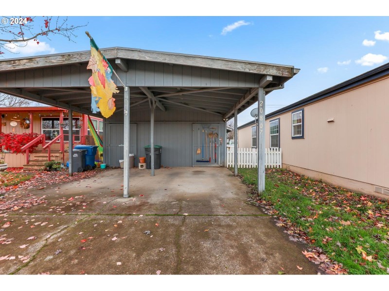Carport