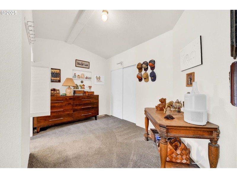 Bedroom, Owner's Suite