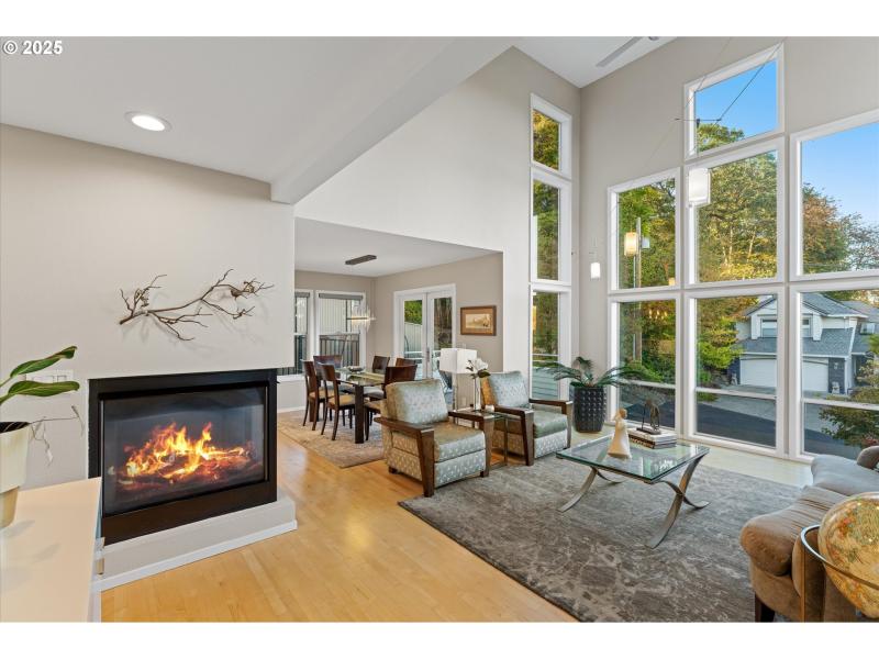 Living Room/Dining Room