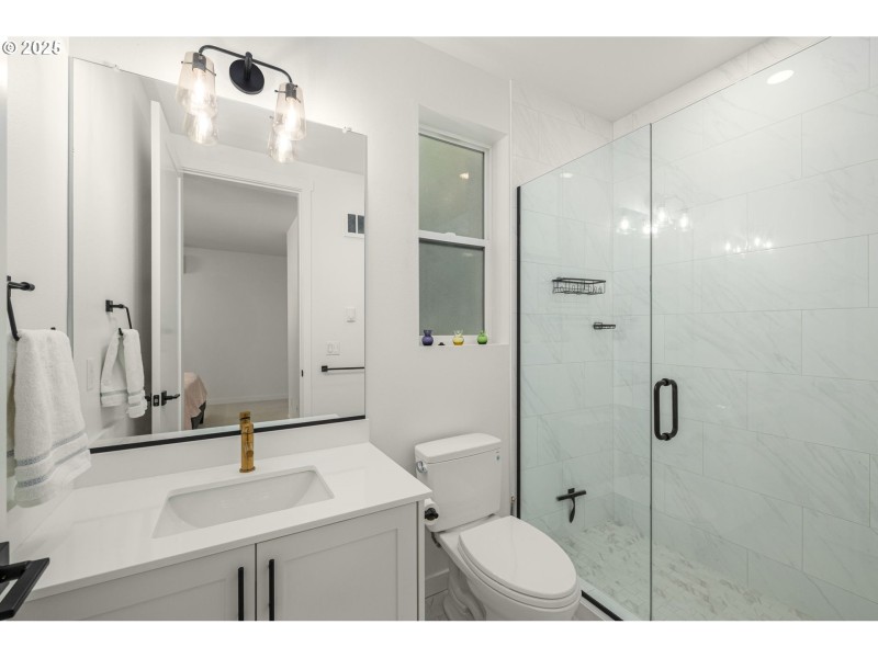 Owner's Suite Bathroom