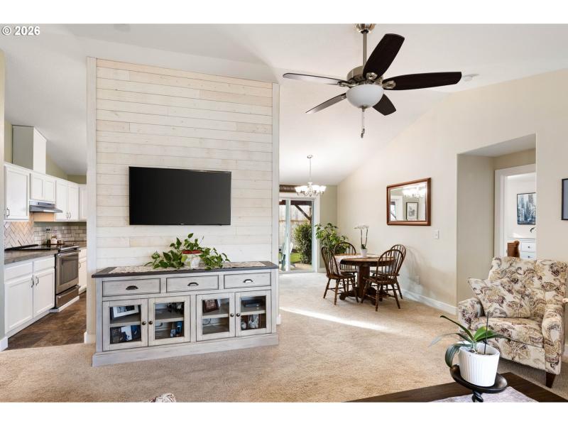 Living Room/Dining Room