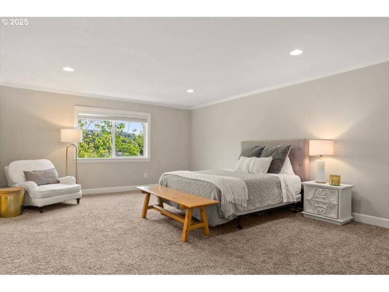 Bedroom, Owner's Suite