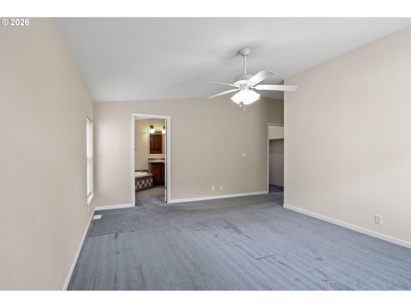 Bedroom, Owner's Suite