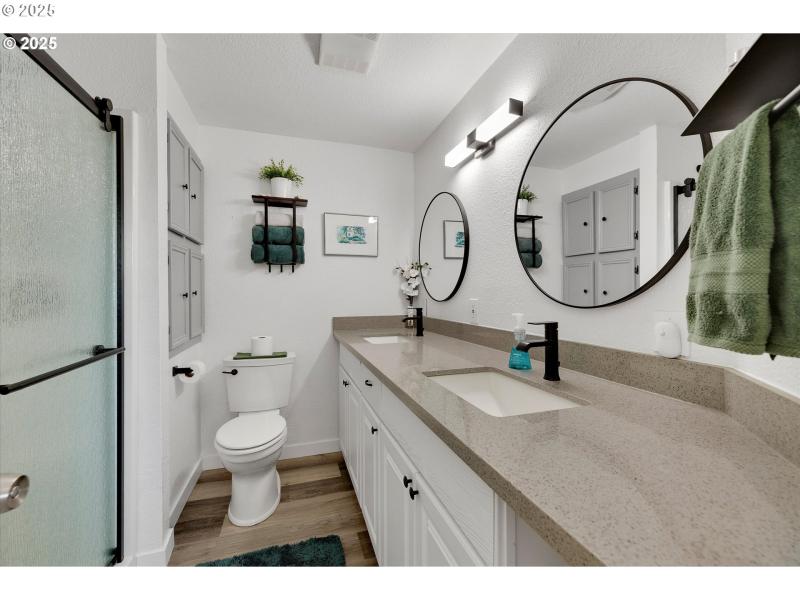 Owner's Suite Bathroom