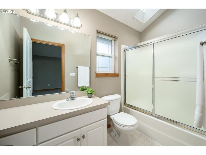 Owner's Suite Bathroom