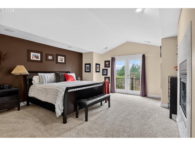 Bedroom, Owner's Suite