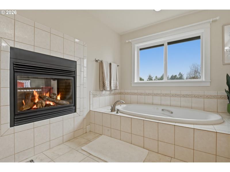 Owner's Suite Bathroom