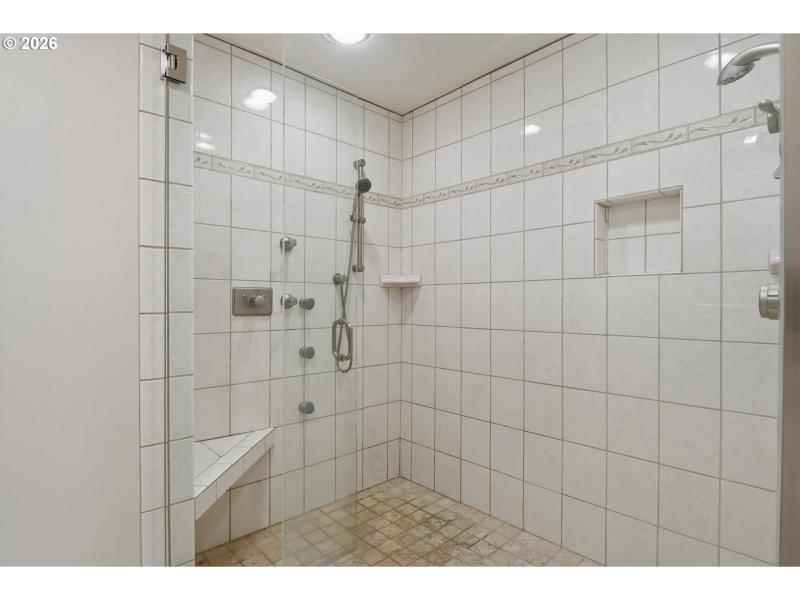 Owner's Suite Bathroom