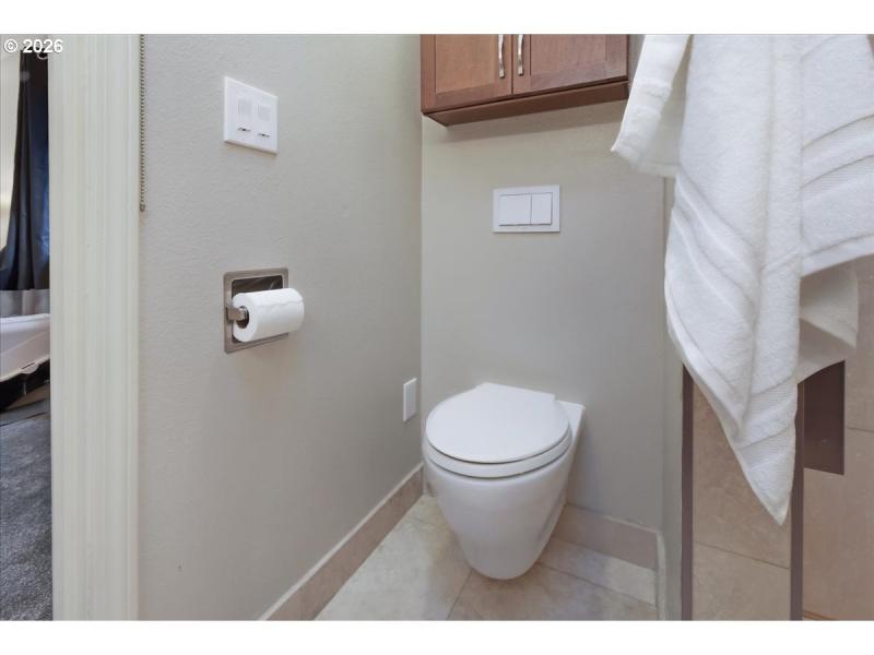 Owner's Suite Bathroom