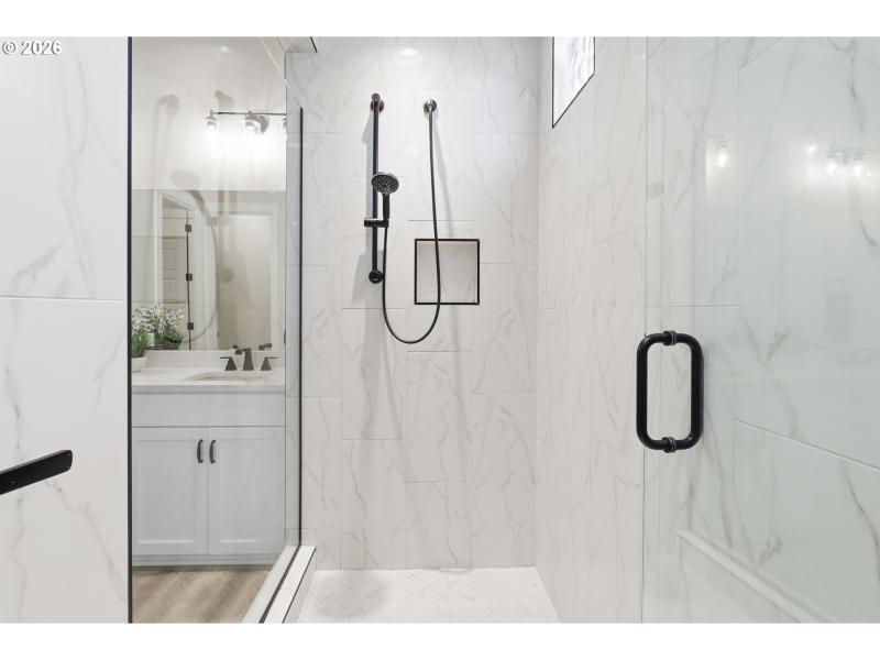 Owner's Suite Bathroom