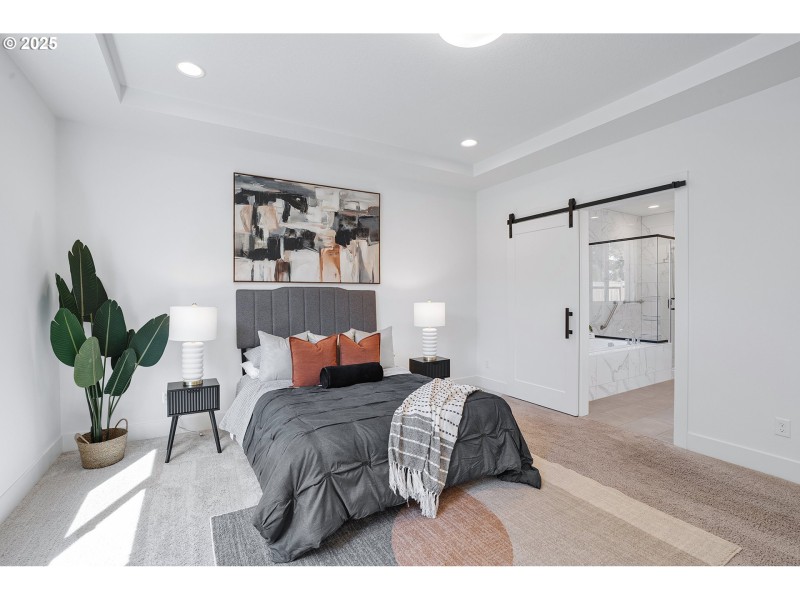 Bedroom, Primary