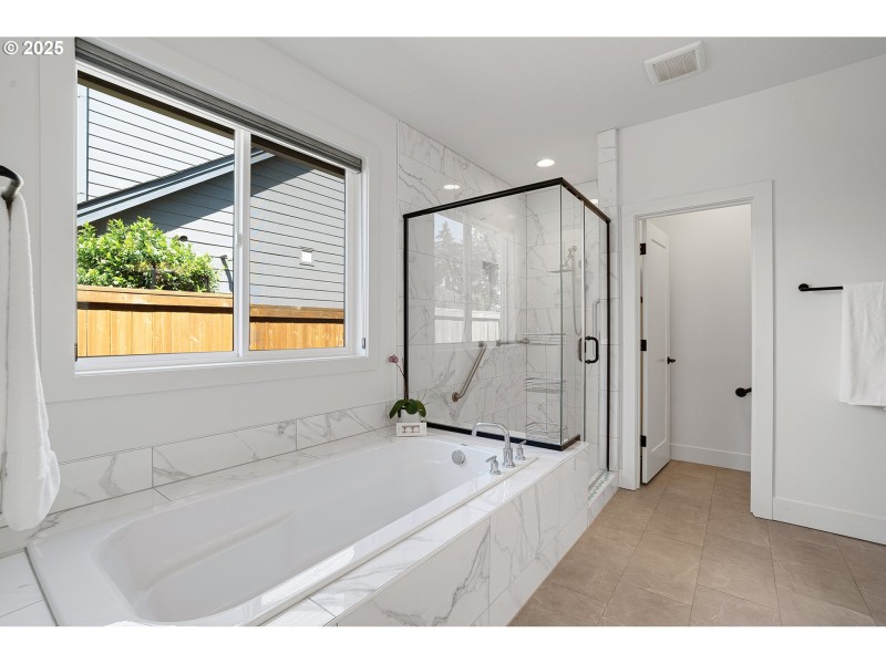 Bathroom, Attached