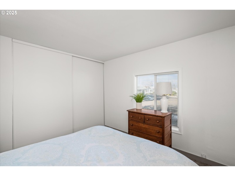 Bedroom, Owner's Suite