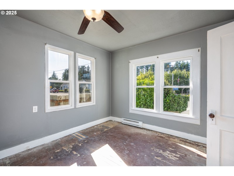 Bedroom, Owner's Suite