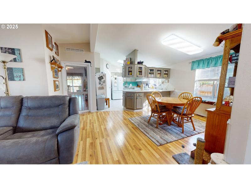 Living Room/Dining Room