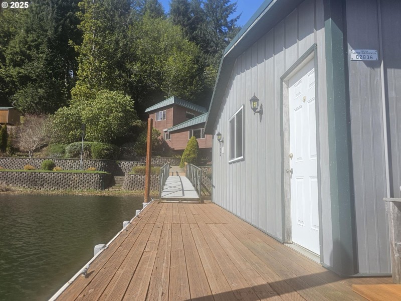 Lake Access