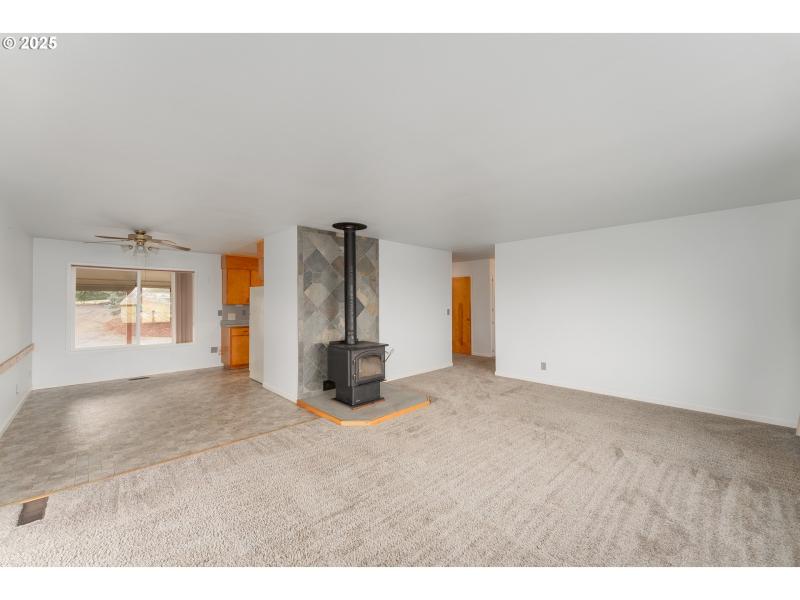 Living Room/Dining Room