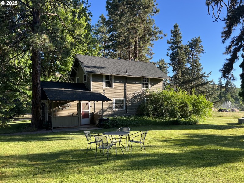 Guest Quarters