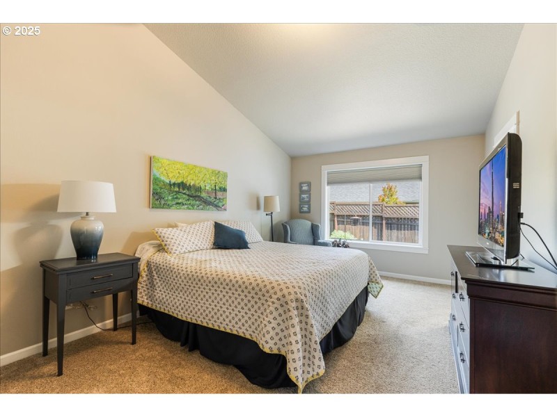 Bedroom, Primary