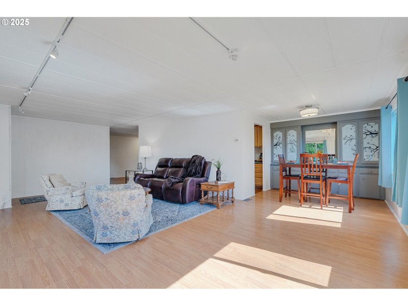 Living Room/Dining Room