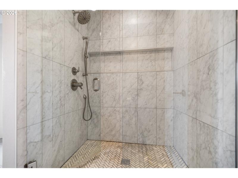 Owner's Suite Bathroom