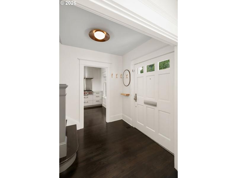Entrance/Foyer