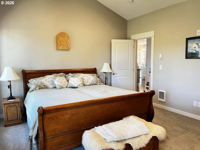 Bedroom, Owner's Suite