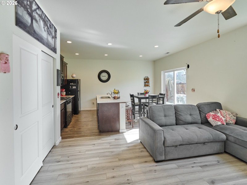 Living Room/Dining Room