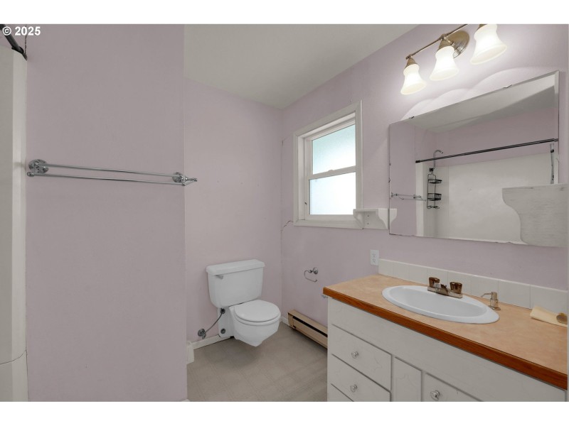 Owner's Suite Bathroom