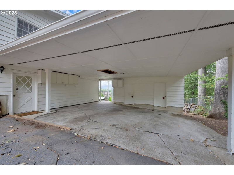 Carport
