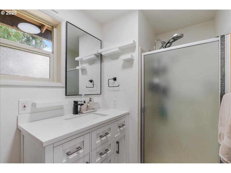 Owner's Suite Bathroom