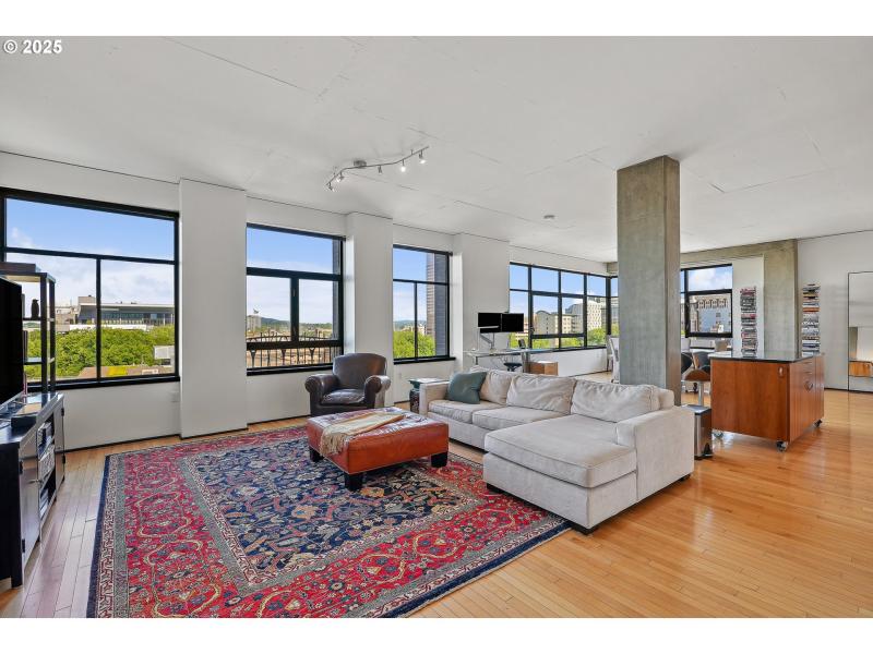 Living Room/Dining Room