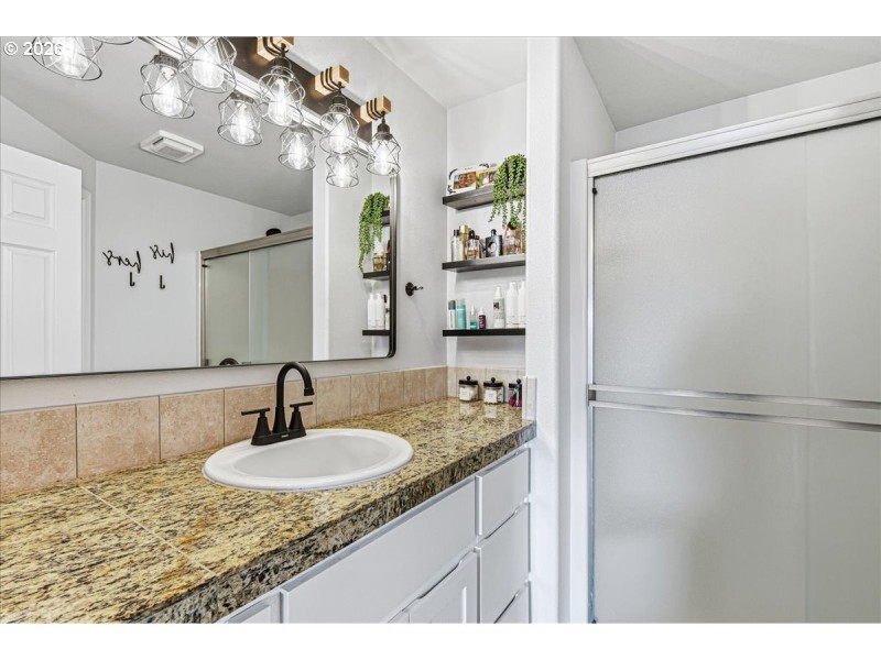 Owner's Suite Bathroom