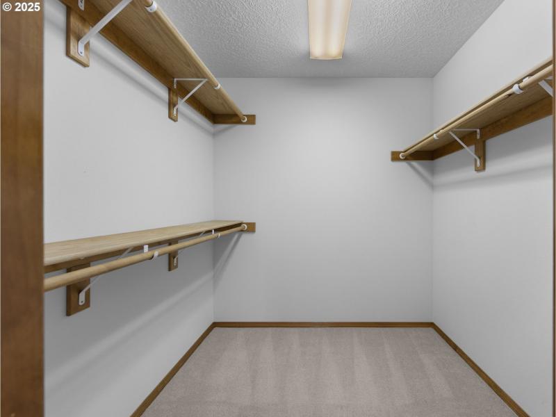 Bedroom, Owner's Suite