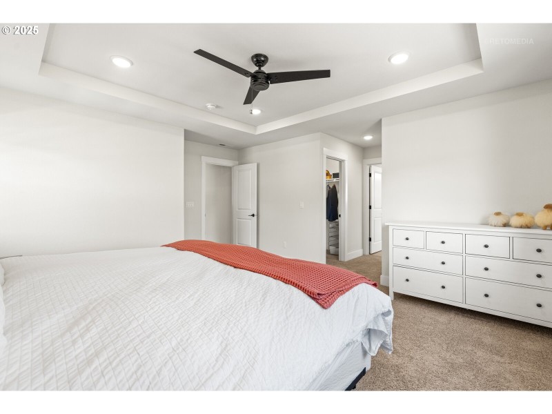 Bedroom, Primary