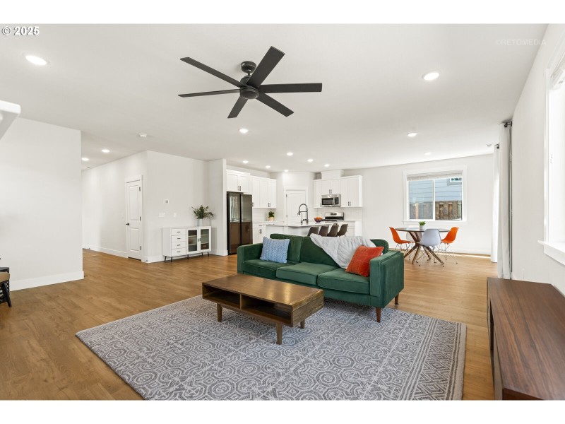 Living Room/Dining Room