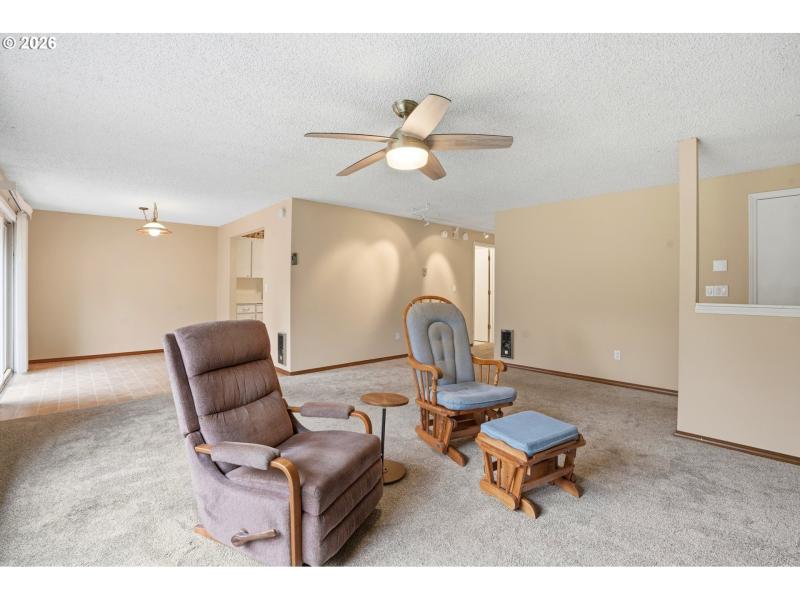 Living Room/Dining Room