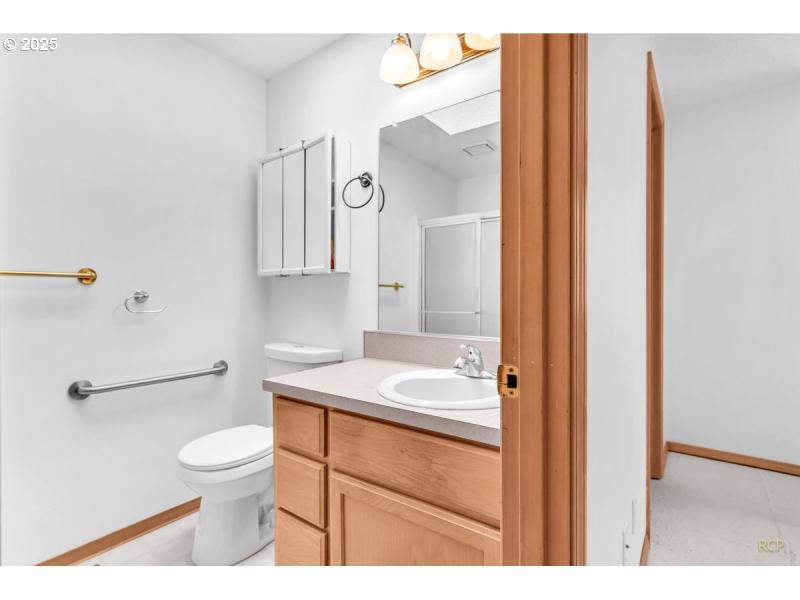 Owner's Suite Bathroom