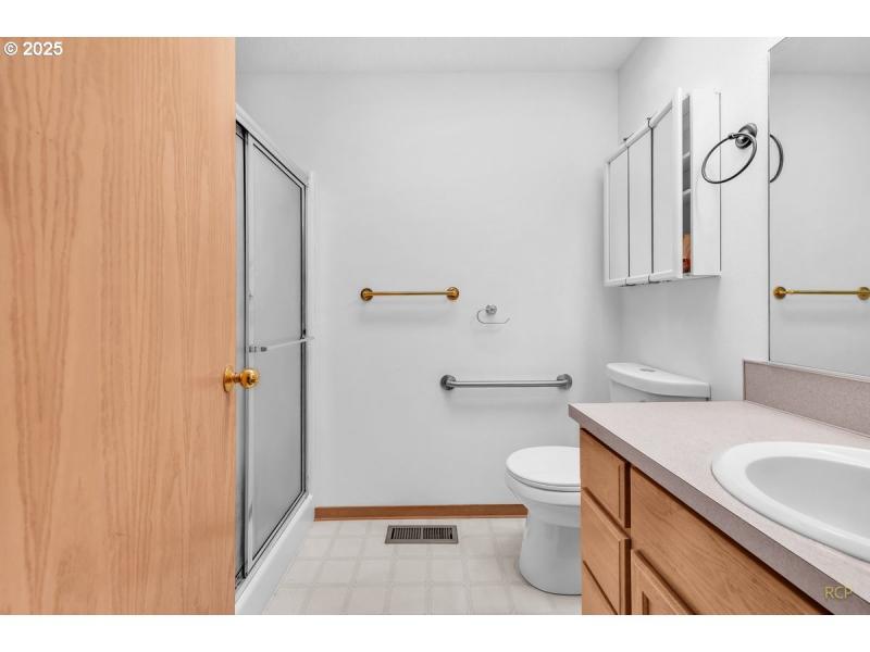 Owner's Suite Bathroom