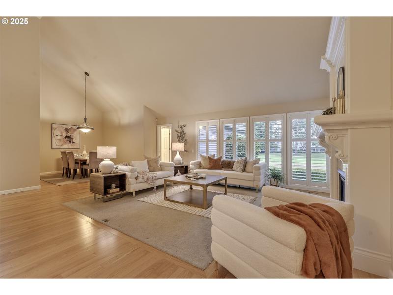 Living Room/Dining Room