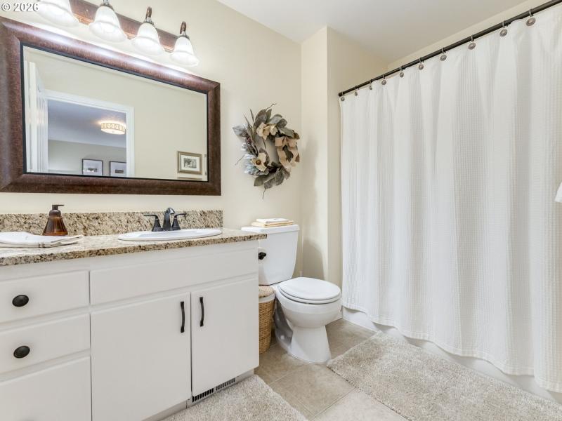 Owner's Suite Bathroom