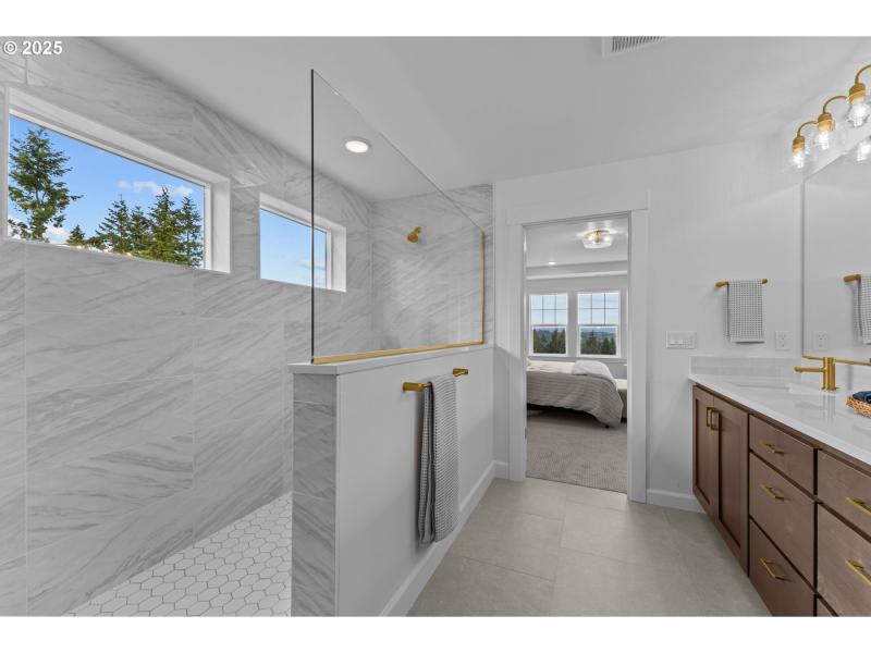 Owner's Suite Bathroom