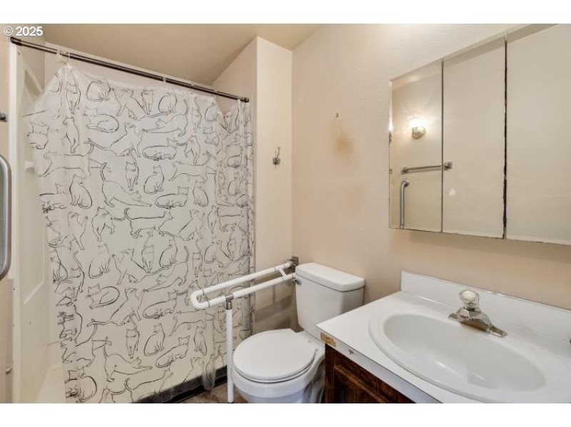 Attached Bathroom #1