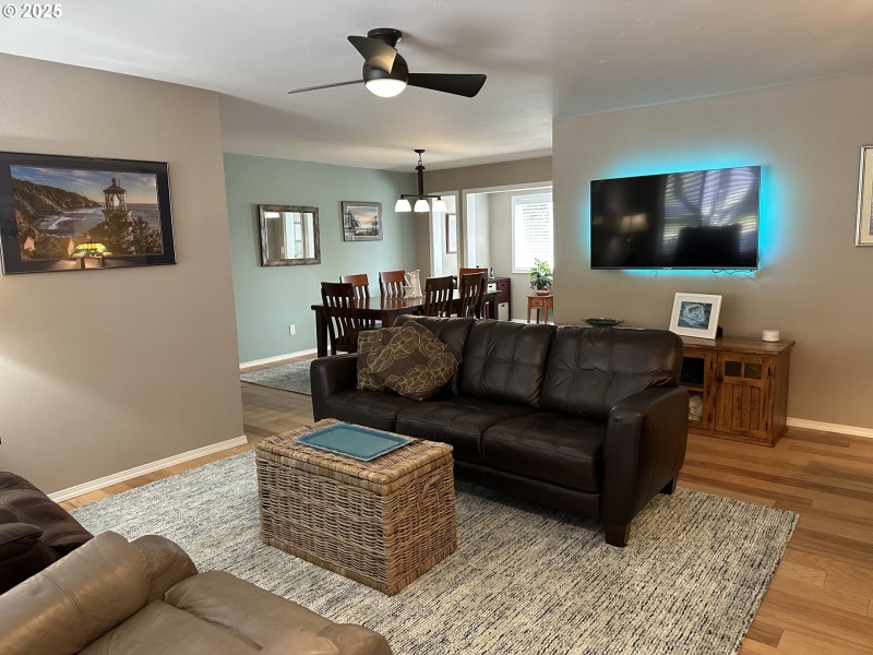 Living Room/Dining Room