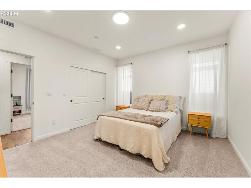 Bedroom, Owner's Suite